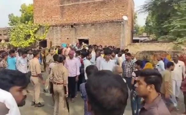 जौनपुर: ट्रैक्टर के रोटावेटर की चपेट में आया मासूम, मौके पर ही तोड़ा दम