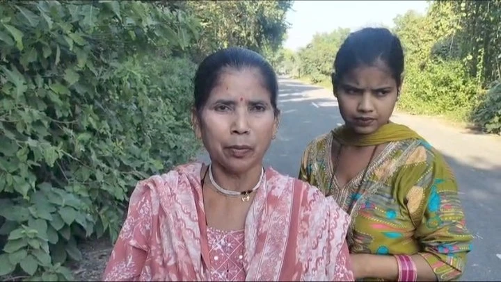 पीलीभीत: विधवा महिला का आरोप, किराएदार ने हड़पी दुकानें और पुलिस ने मांगी 5 लाख रिश्वत