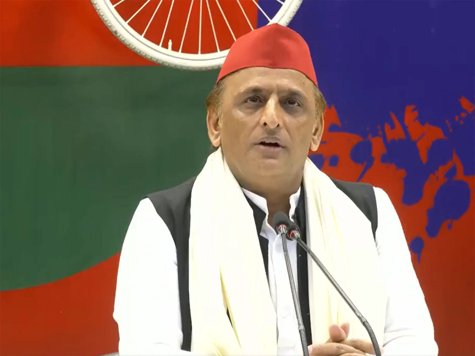 'न कानून अनुमति देता है न संविधान', हिरासत में लिए लोगों की रिहाई पर अखिलेश यादव ने भाजपा को घेरा