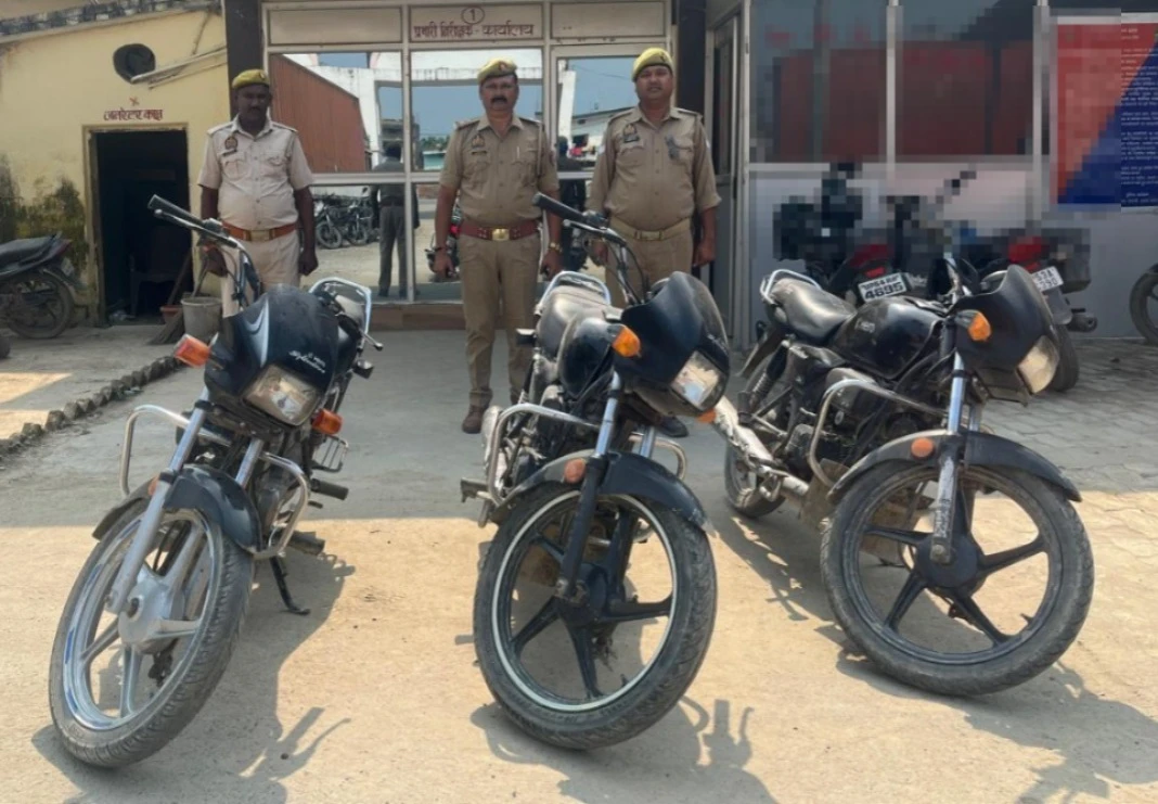 चंदौली: अलीनगर पुलिस की चेकिंग में तीन नाबालिग धरे, चोरी की 3 बाइक बरामद