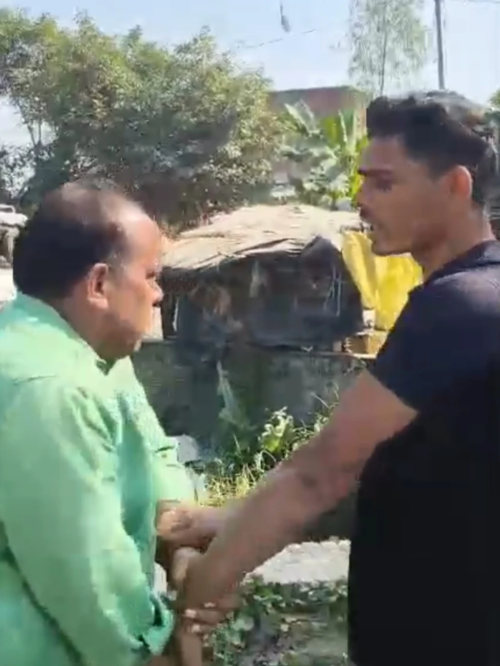 बरेली: बिजली बिल वसूलने गई टीम पर हमला, जेई समेत कर्मचारियों को बनाया बंधक
