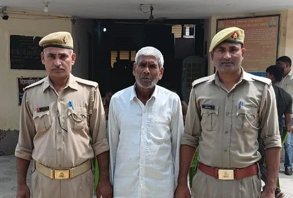 आजमगढ़: बहू के साथ छेड़छाड़ और मारपीट करने वाला 65 साल का ससुर गिरफ्तार