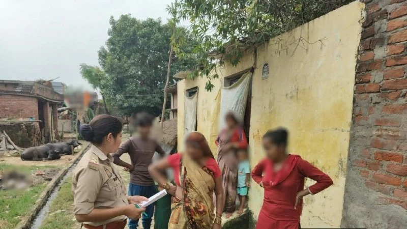 शाहजहाँपुर पुलिस की बड़ी पहल, 'पुलिस आपके द्वार' अभियान से मौके पर मिल रहा शिकायतों का समाधान