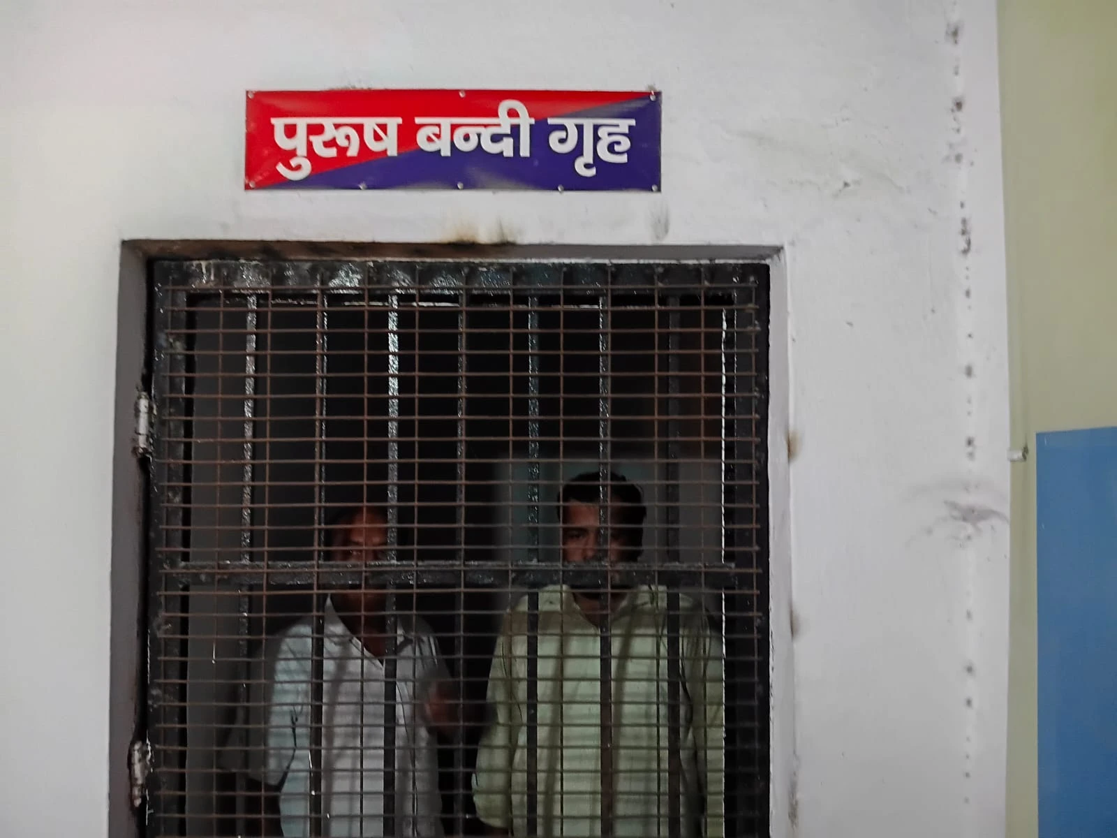 हाथरस: दहेज के लिए 25 वर्षीय महिला की हत्या, पति और ससुर समेत तीन गिरफ्तार