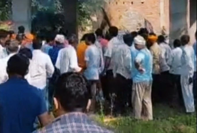 पीलीभीत ट्रिपल मर्डर: भारी सुरक्षा के बीच हुआ अंतिम संस्कार, 8 आरोपी गिरफ्तार