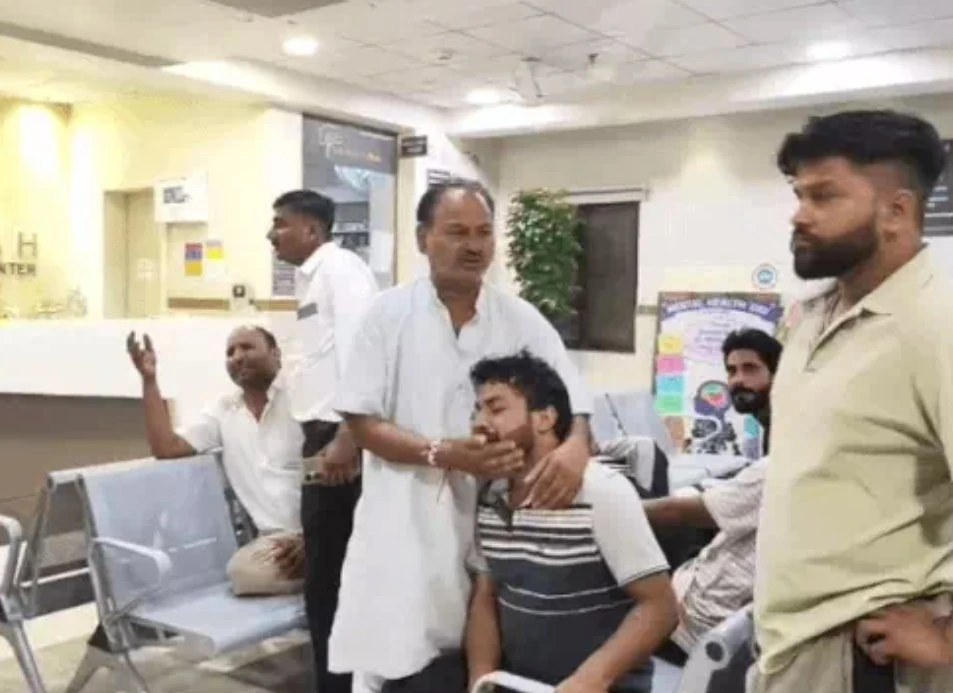 मेरठ: निजी अस्पताल में पूर्व प्रधान की मौत, परिजनों ने लगाया वसूली और लापरवाही का आरोप