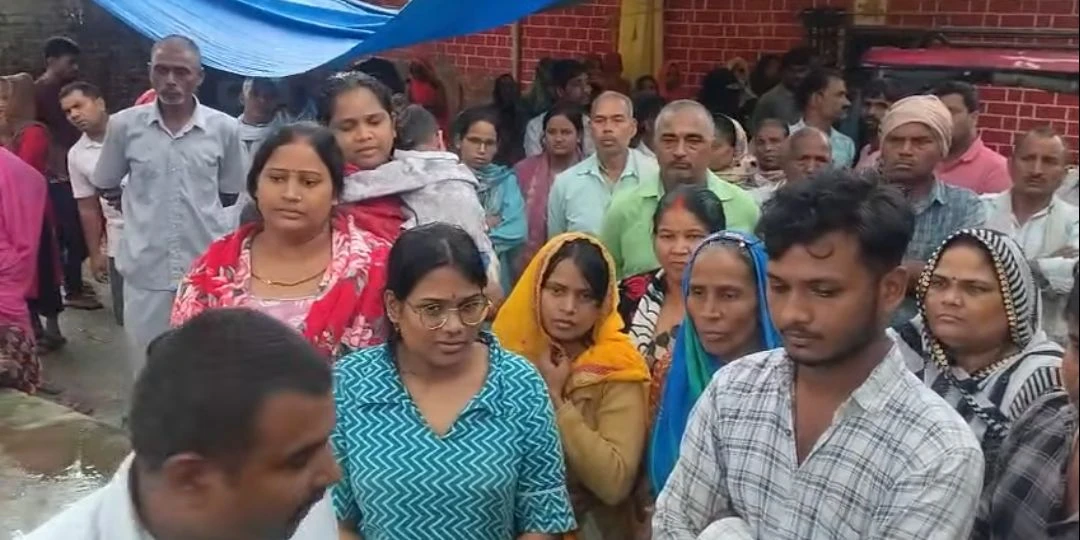 अमेठी: दीया जलाने के विवाद में हुई मारपीट के 15 दिन बाद महिला की मौत, परिजनों ने दी चेतावनी