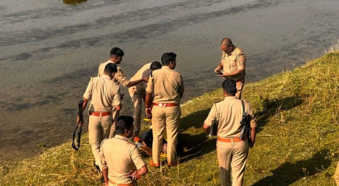बहराइच: शंकरपुर नहर में बोरे में बंद मिला अज्ञात व्यक्ति का शव, फैली सनसनी