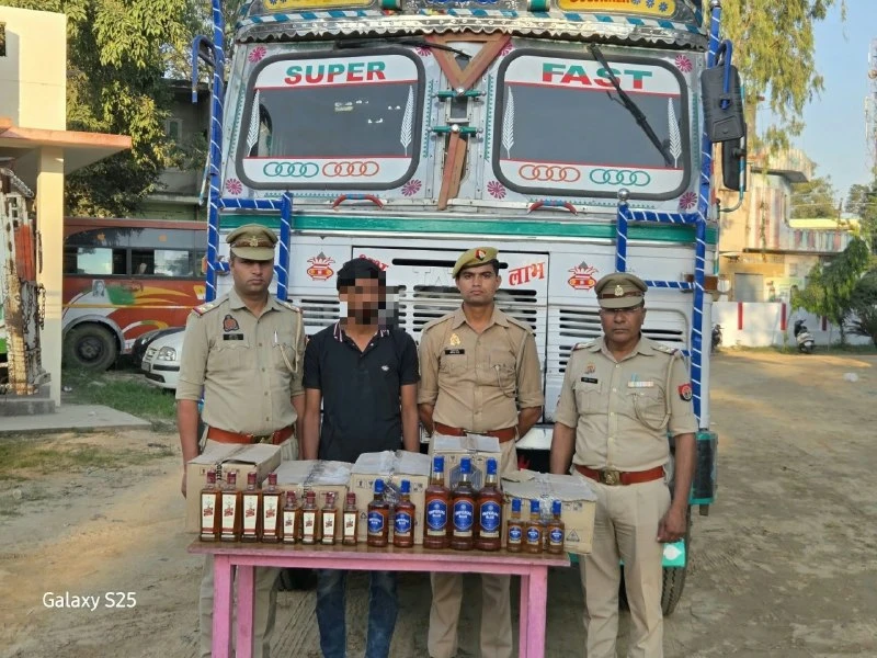 बिजनौर पुलिस की बड़ी कार्रवाई: 55 लाख की अवैध शराब जब्त, हरियाणा का ड्राइवर गिरफ्तार
