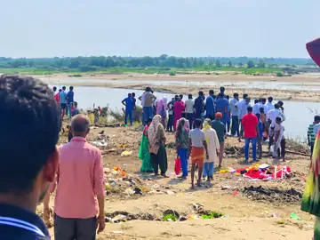 अंबेडकर नगर: बिधर घाट में नहाने गया 15 साल का किशोर डूबा, तलाश जारी