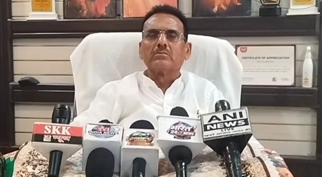 शिक्षक एमएलसी चुनाव: गोंडा में ध्रुव कुमार त्रिपाठी के समर्थन में उतरे विनय कुमार शुक्ला