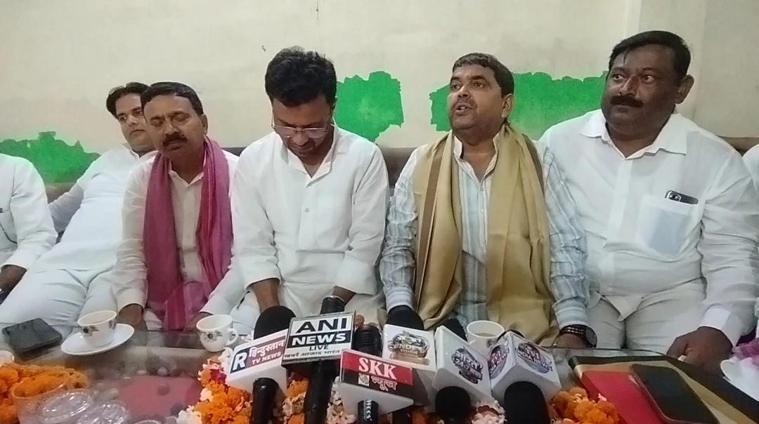 शिक्षक एमएलसी चुनाव: डॉ संजयन त्रिपाठी के लिए सपा ने झोंकी ताकत, गोंडा में बनी रणनीति