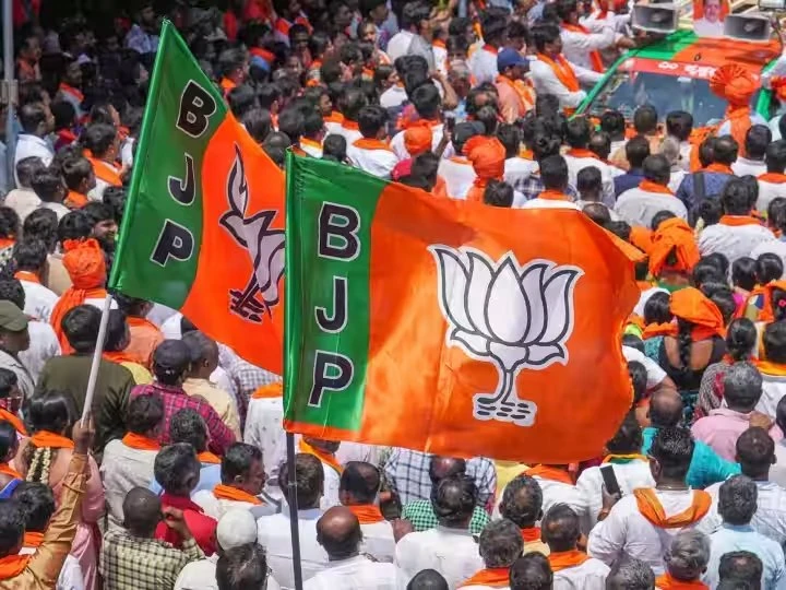 यूपी विधान परिषद चुनाव: बीजेपी ने मारी बाजी, मतगणना के बीच सपा ने लगाए धांधली के आरोप