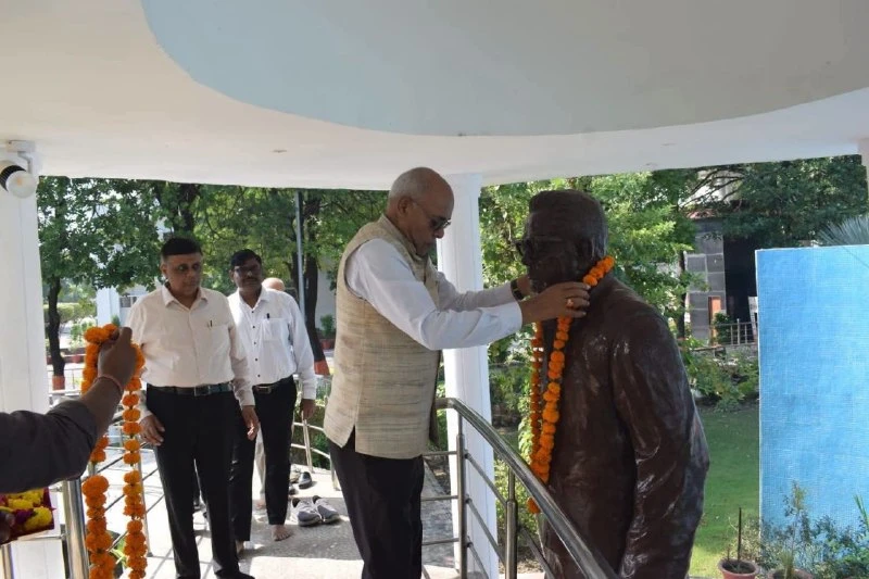 अयोध्या: अवध यूनिवर्सिटी में डॉ. राम मनोहर लोहिया के आर्थिक और सामाजिक विचारों पर मंथन