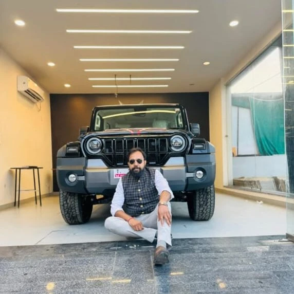 अमरोहा: एसडीओ कृष्णा कौशिक के खिलाफ आय से अधिक संपत्ति की जांच शुरू, पत्नी ने लगाए गंभीर आरोप