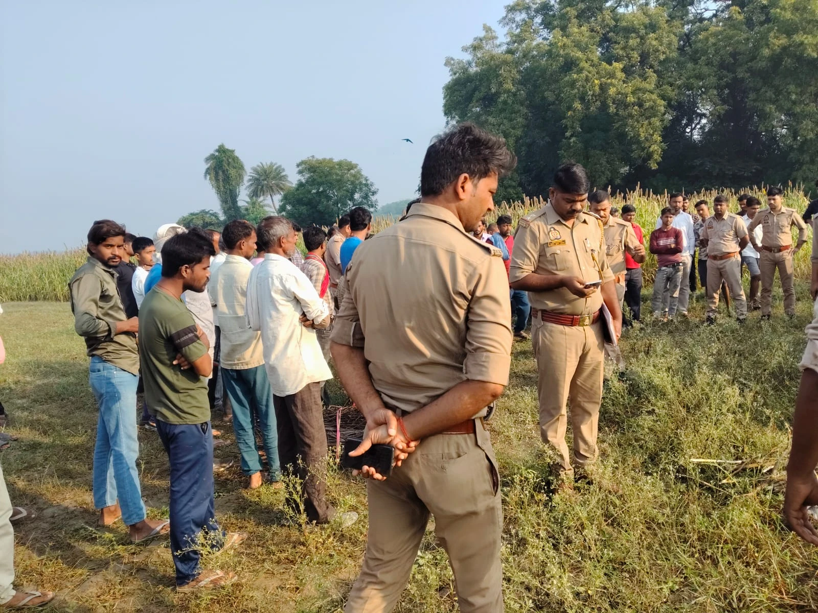 कन्नौज: खेत में मिला महिला का शव, मानसिक रूप से बीमार पति पुलिस हिरासत में