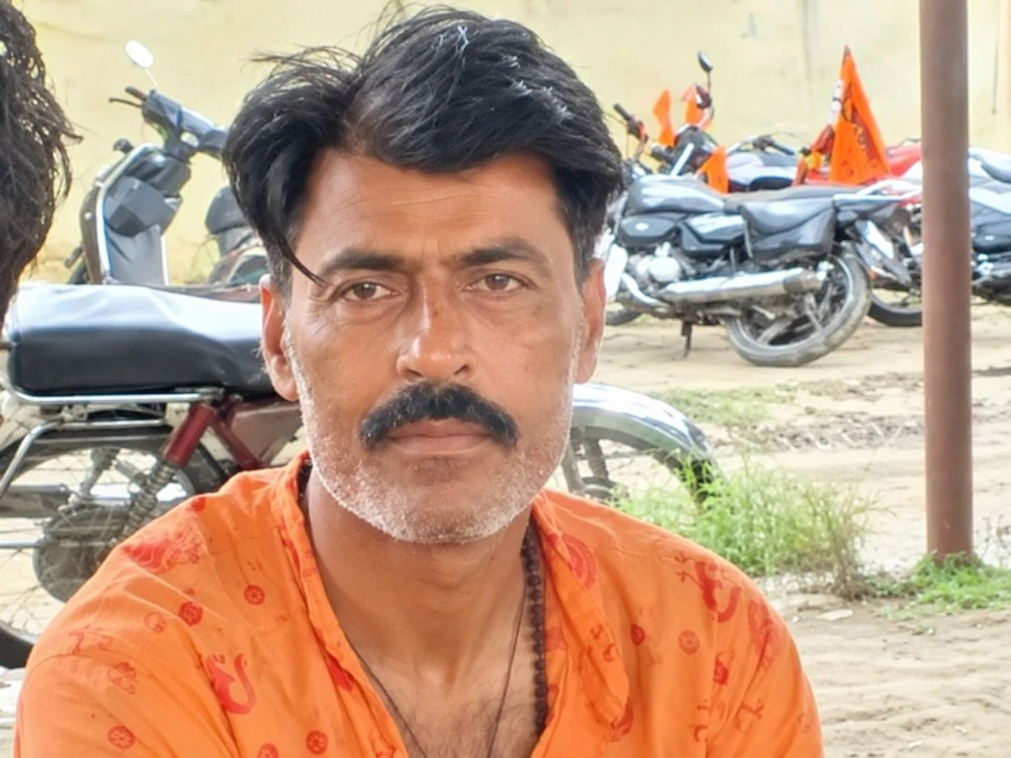 अंबेडकर नगर: ई-रिक्शा की टक्कर से रोडवेज कॉन्ट्रैक्ट ड्राइवर की मौत, परिवार में मचा कोहराम
