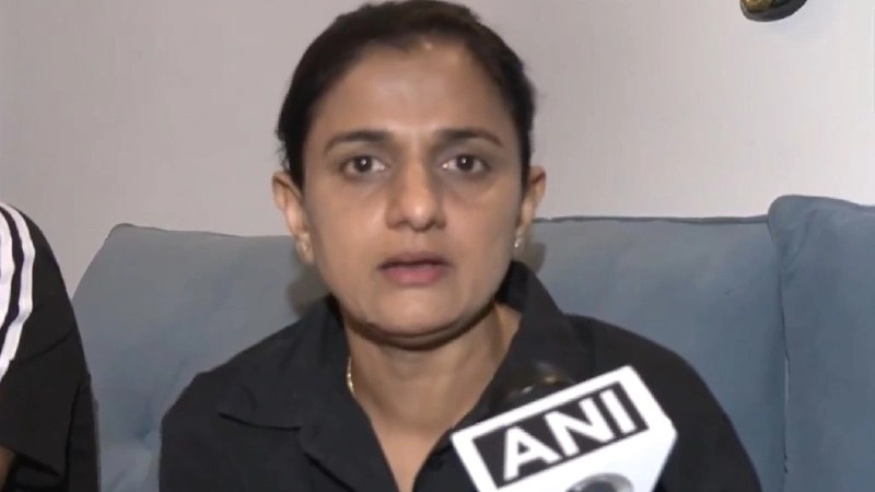 Delhi के वसंत एन्क्लेव में ब्रिगेडियर और उनके बेटे पर हमला, Mercedes में शराब पी रहे युवकों का किया था विरोध